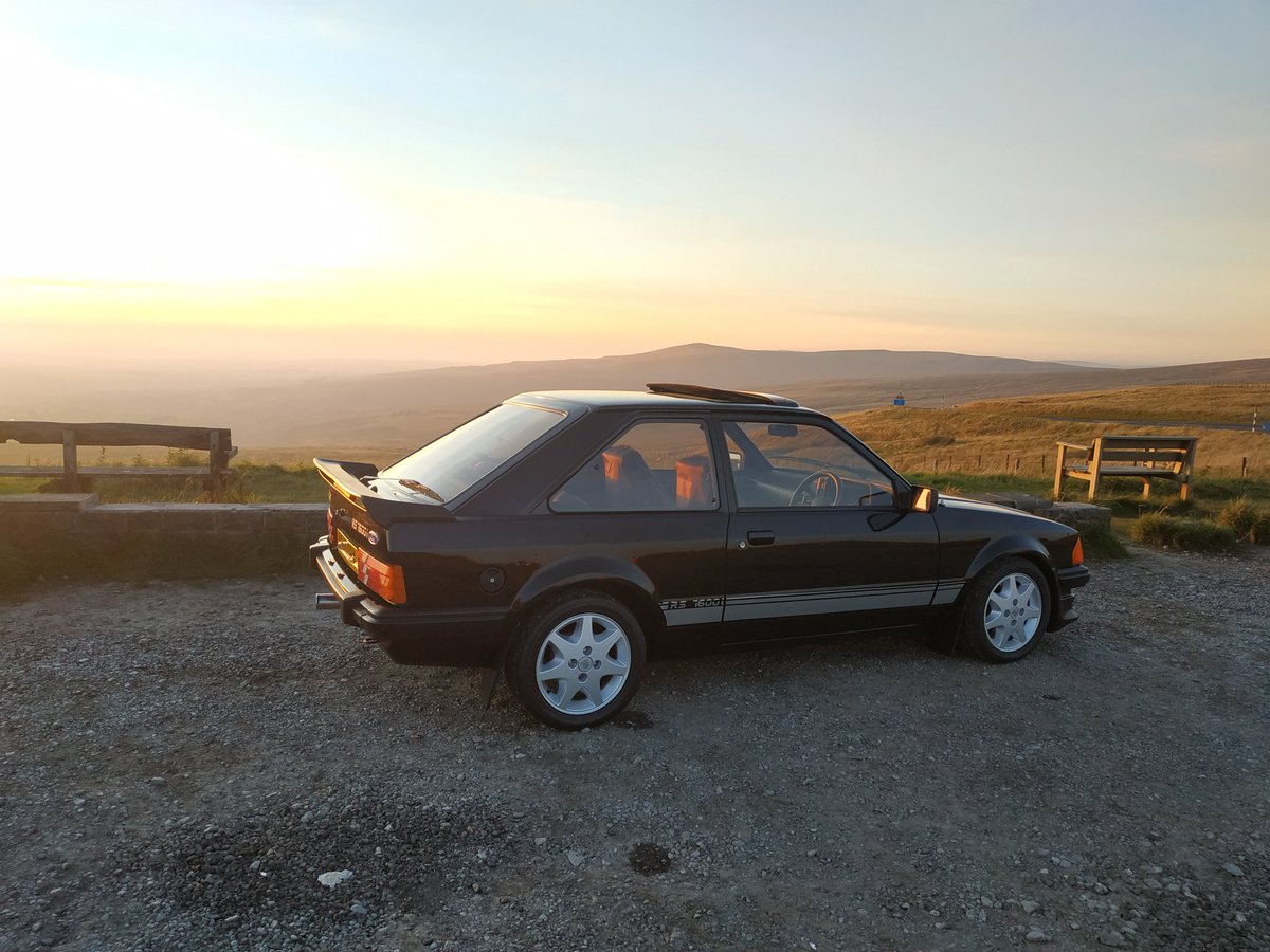engineer_real's tweet photo. Catching the last rays of summer ☀️ on Hartside summit. Gorgeous.
#RS1600i
#Hartside
#drive_retro
#Cumbria https://t.co/ig4ywDkybf