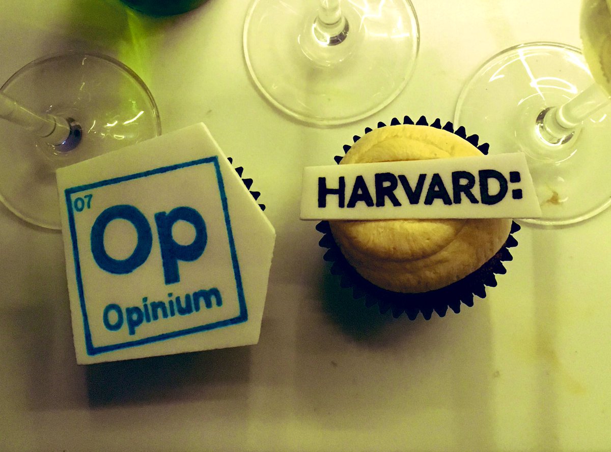 Looks like @OpiniumResearch know the way to @HarvardComms hearts 💕🧁 #OpiniumResearch #WeLoveCake