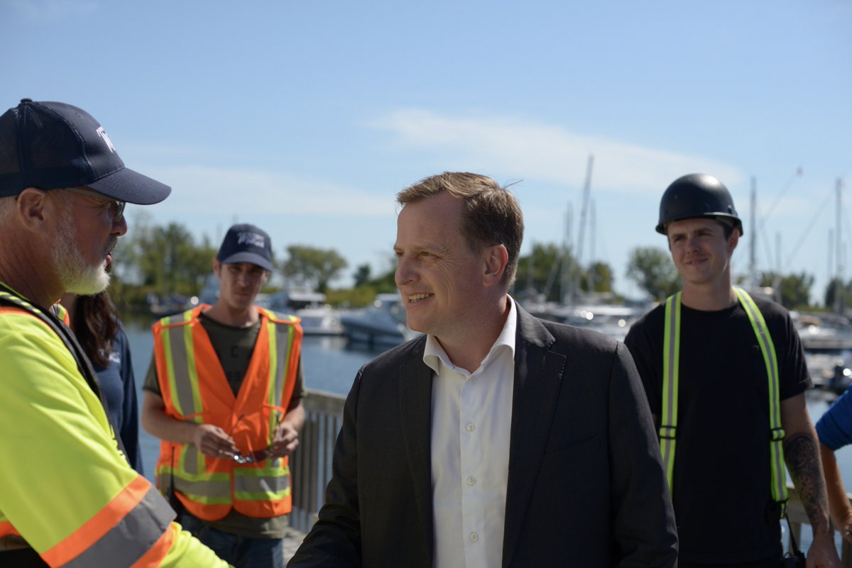 HonJeffYurek's tweet photo. Stopped by the Outer Harbour Marina to view their stewardship of the environment. @PortsToronto has installed three seabins in the harbour as part of a pilot project designed to remove plastics and micro plastics from the water. Great work! https://t.co/tn4afwEuad