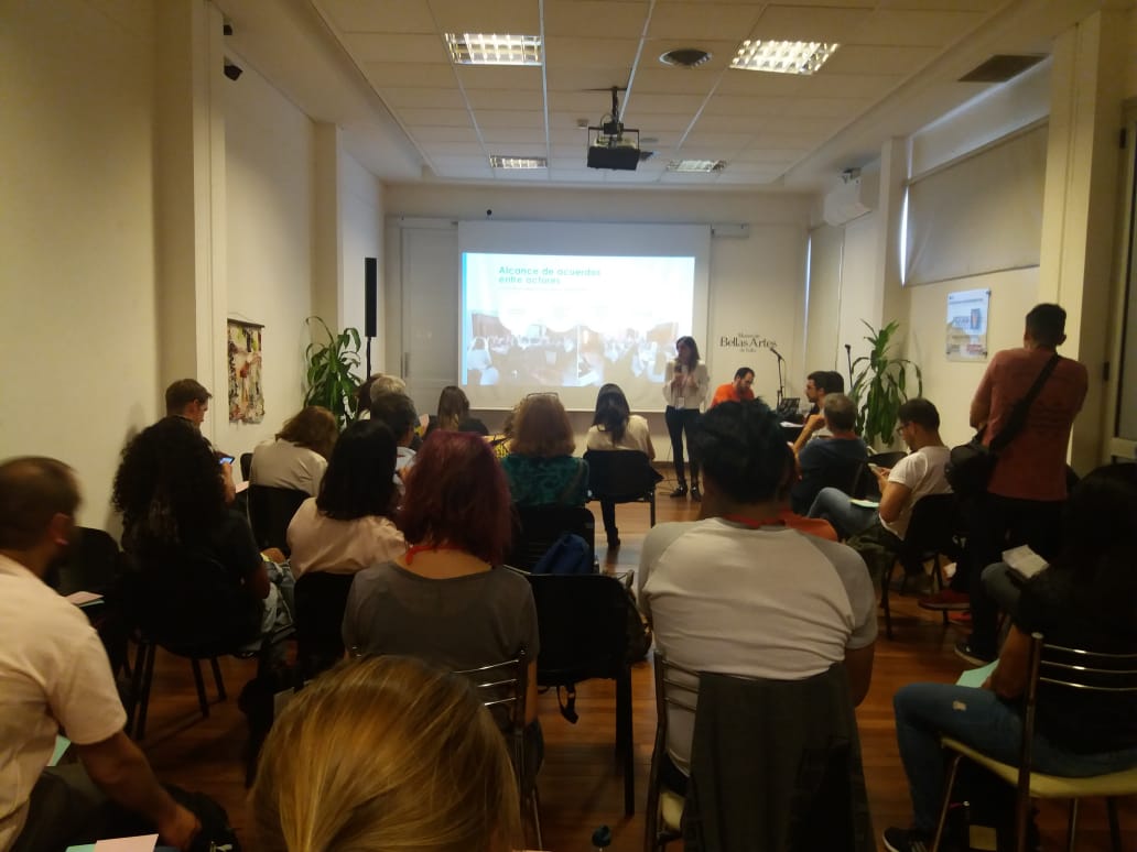 SoleIglesiasOk's tweet photo. En el panel/debate "Gobiernos y Legislaciones", desde el #ProgramaDAMI, presentamos: "Pensar la movilidad sustentable como estrategia metropolitana".
#ÁreasMetropolitanas #ForoArgentinoDeLaBicicleta #FAB2019 #MovemosElNorte @argenbici https://t.co/APX1JSth5Z
