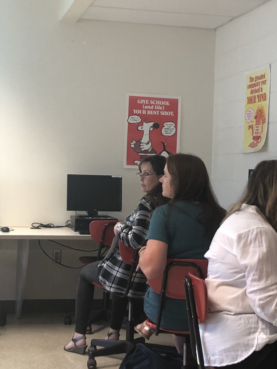 CVAsstSupt's tweet photo. Warrior Stretch gets off the ground! Teachers learning from teachers! Thank you Mr. Breed and Ms. Macaluso! Topic today - lesson planning online! #learningfromeachother #cvexperts @CVCSDWarriors @CVSupt @CVTechEd @LaurMacaluso https://t.co/k6uWedcXxk
