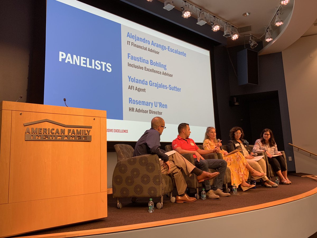Nikkivandy2's tweet photo. Great event celebrating Hispanic Heritage Month today! #iwork4AmFam #amfambrgs https://t.co/9xZHi4GtQ4