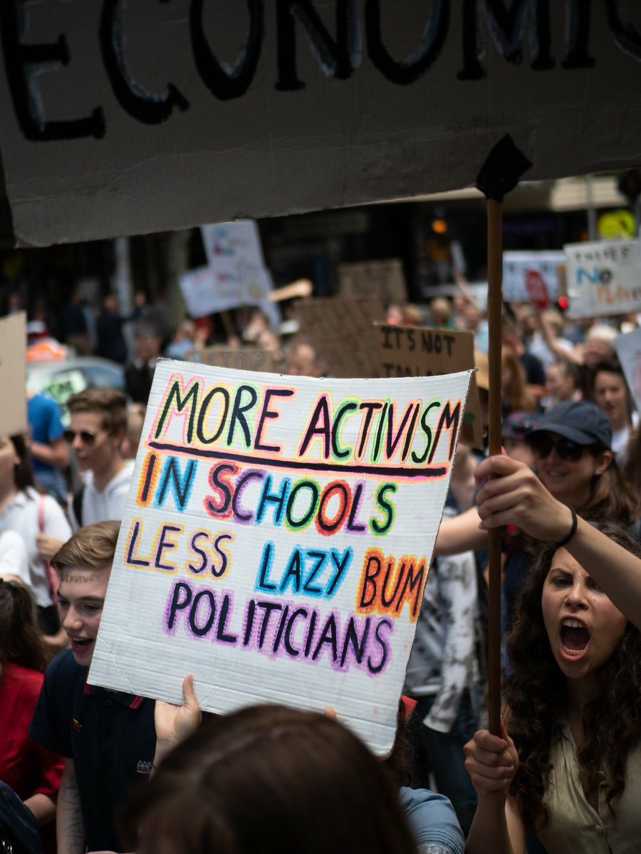 It’s a beautiful day TODAY 😀 for a #ClimateStrike 
History will be made. 
Don’t sit this one out. 
Everyone is wanted. 
Everyone is needed. #StrikeWithUs