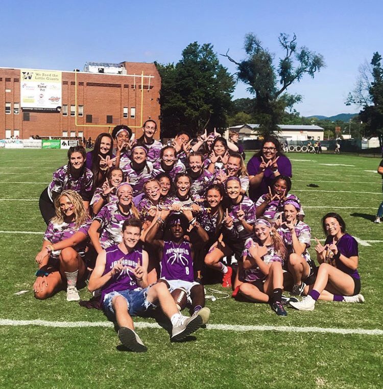 GiantwordWhs's tweet photo. Your 2019 spirit stick winner is... THE SENIORS!!! 
@WHSco_2020 @whs_pepclub @waynesborohs 
Photo provided by: Emma Woodworth https://t.co/6CPmVoJ0il
