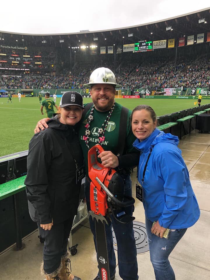 SEIPortland's tweet photo. Thanks Gina for supporting the Scaffold Erectors swag and Go Timbers! https://t.co/AqgyzbYfhT