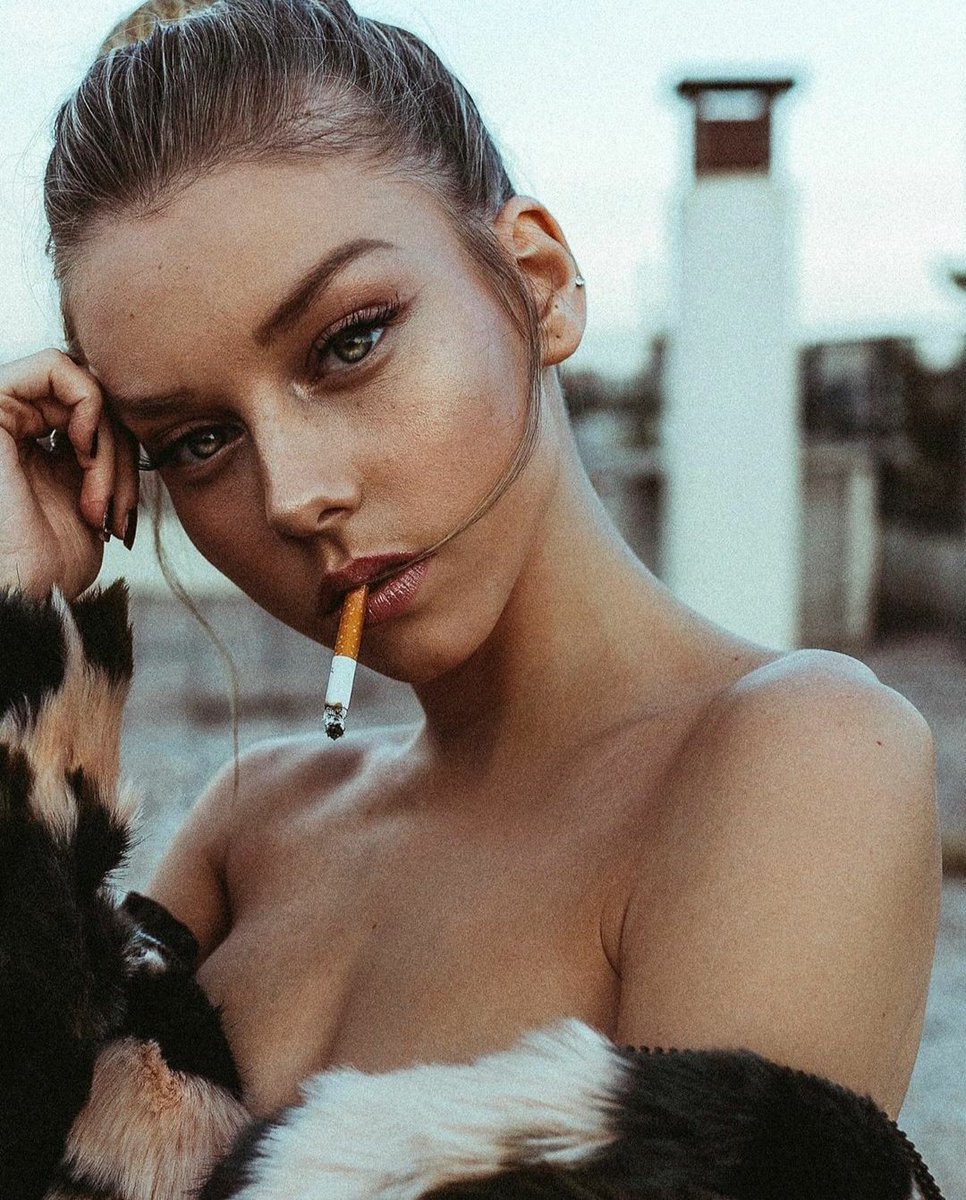 ❝ᴅᴏɴ'ᴛ ᴄᴀʟʟ ᴍᴇ ᴀɴɢᴇʟ ᴡʜᴇɴ ɪ'ᴍ ᴀ ᴍᴇss
ᴅᴏɴ'ᴛ ᴄᴀʟʟ ᴍᴇ ᴀɴɢᴇʟ ᴡʜᴇɴ ɪ ɢᴇᴛ ᴜɴᴅʀᴇssᴇᴅ.❞