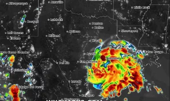 Texas weather forecast: Tropical Storm #Imelda Imelda hits #Texas - Six million people at risk. Expected to hit #Dallas by 7pm tonight.

express.co.uk/news/world/117…

#imedla #TropicalDepressionImelda #TexasFlooding