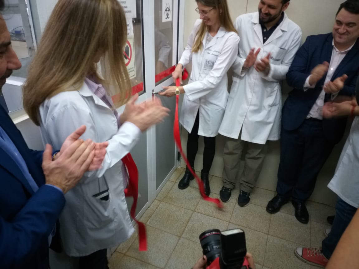 incucaioficial's tweet photo. Se reunieron en Misiones las autoridades del Incucai, CucaiMis, el Ministro de Salud de la Provincia y los directores de los hospitales de referencia del Sistema de Salud Pública, en el marco de una jornada de actualización de la temática de donación y trasplante. https://t.co/tsU1tBI4jg