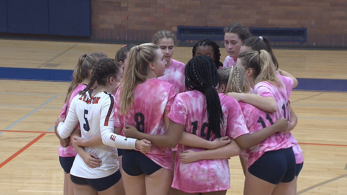 Our Team of the Week, presented by <a href="/SaintXavier/">Saint Xavier</a>, is the Evanston girls volleyball team. 🏐

The 'Kits rallied together for "Dig Pink," an initiative to help raise funds for breast cancer research.

A story of team unity Friday on High School Lites, 11:00 p.m. <a href="/NBCSChicago/">NBC Sports Chicago</a>