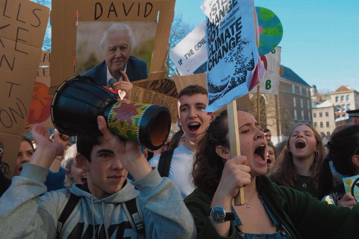 Tomorrow there will be a strike for climate change in Bristol. Factory Studios will be closing it’s doors all day tomorrow until 7pm. We will also be providing free backline for some musical performances ♥️
#climatechange #strike #gogreen #climatestrike #bristol #livemusic