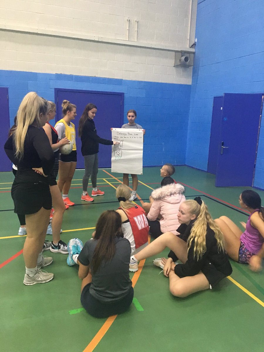 CNC_Netball's tweet photo. A morning of discussion and planning for our girls today. The girls were thinking of strategies, how to counteract them and putting them on court in different scenarios! #thinkingnetball #thinkingplayers #gettingthebrainworking #netball #teamwork #wearenewman https://t.co/vLfYSjUOw8