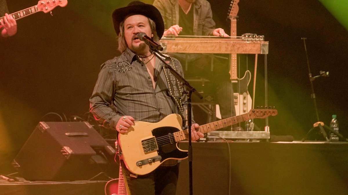 Travis Tritt tweet media