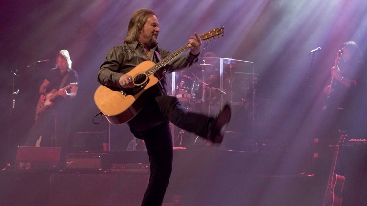 Travis Tritt tweet media