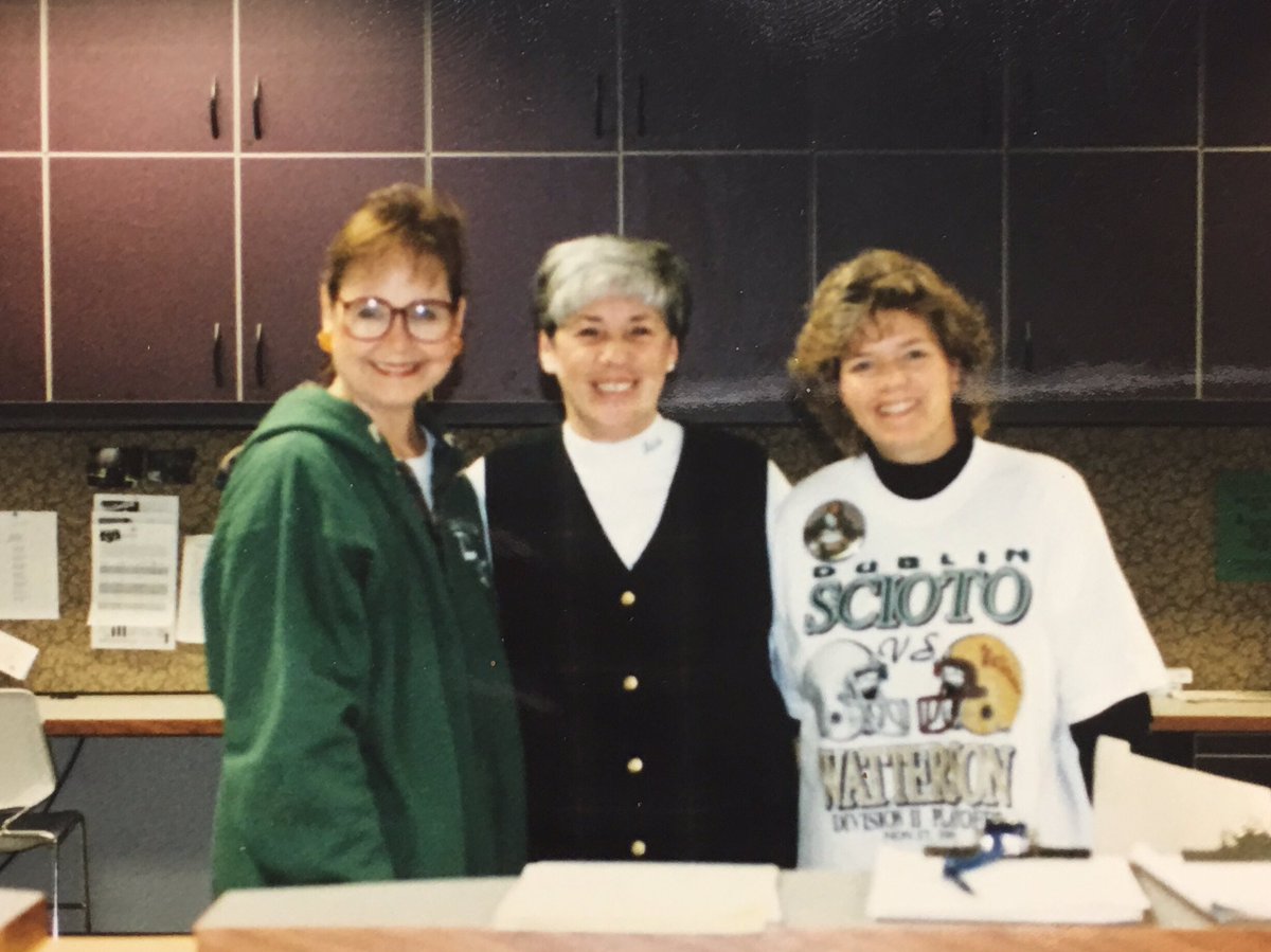 irishat25's tweet photo. Past or present, our @dshsDCSD office family is ready for Friday of Homecoming Week! Three cheers for #HOCO19 #irishat25 #spiritday #thedublindifference #tagyofriends @dublinalumni @DublinSchools https://t.co/GXY27tbc3K