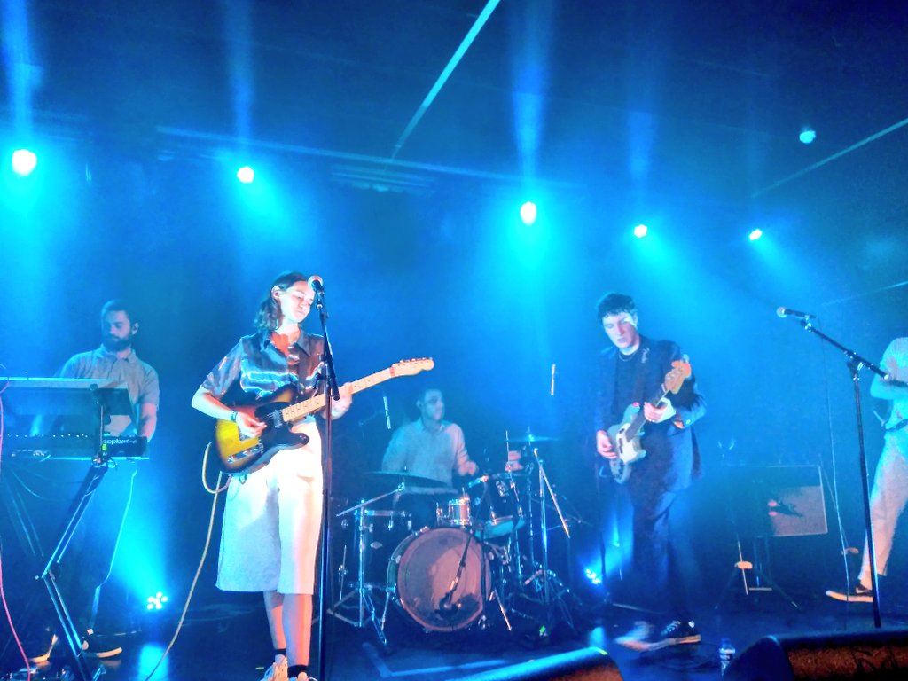 [HERE] Foi mesmo muito bom o concerto destes Miúdos <a href="/parkhotelband/">Park Hotel</a>. Obrigada @mrnsuspeitos201!  #parkhotelband #linelesss #suspeitos #hardclubporto #porto #portugal #concertos #cntdotshere #promotingculturalexchanges #CNTDOTS <a href="/CNTDOTS/">CONNECTING DOTS</a>