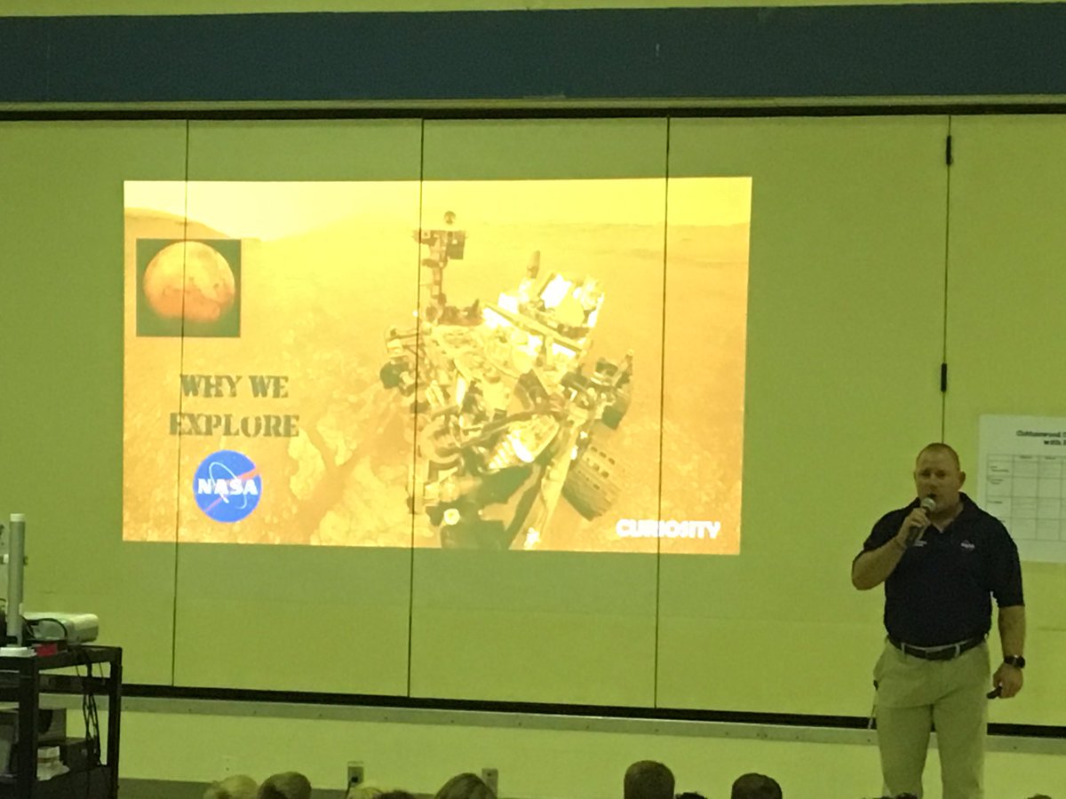 Thanks to Mike Edmundson, a NASA Nebraska Space Ambassador, for coming to <a href="/Cottonwood_Elem/">Cottonwood Cougars</a> to share his love of space and to remind us to Reach For the Stars!!!⭐️🌟<a href="/SpaceMike99/">SpaceMike</a>