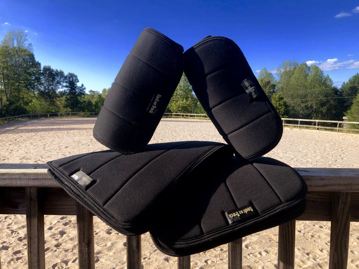 It’s our #productoftheweek 🤩 Us here at EMTC love these <a href="/BackOnTrackProd/">Back on Track USA</a> pillows! Check out our standing wrap “mini lecture” tomorrow to see them in action and find out why Sam Henley loves this product!! #weloveoursponsors