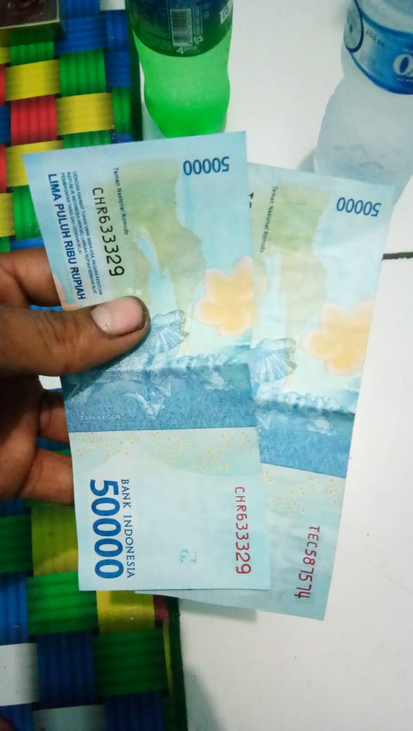 hatisimilenial's tweet photo. Dapet apa ya uang segini?
Yang menyenangkan dan tahan lama?
#1JutaRameinTwitter #IndonesiaDaruratAsap #Milenial #abg #gabut #butuhsolusi https://t.co/0eHO9CXTtV