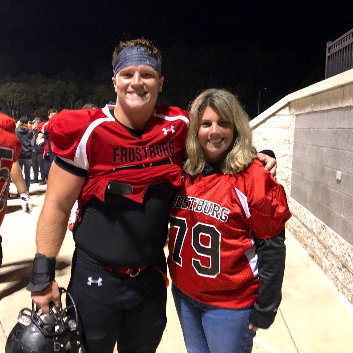 DesaStoneEdS's tweet photo. The @FrostburgFBALL Bobcats pull off another win in their inaugural D2 season with a final score of 27-24 over West Liberty!! β€οΈππ€ #ProudMama #FSUBobcats https://t.co/fz3n1GS5ME