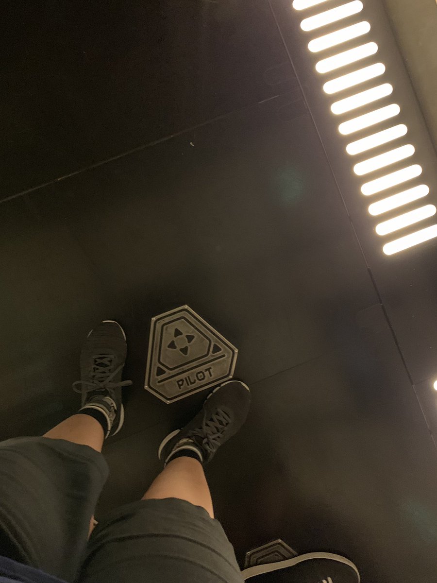 Fangirl4bands's tweet image. Had an amazing time during my first visit to Batuu &amp;amp; I would love the chance to visit again. I need to try the green milk next time haha. @WaltDisneyWorld #Sweepstakes #GalaxysEdge  #BackToBatuu