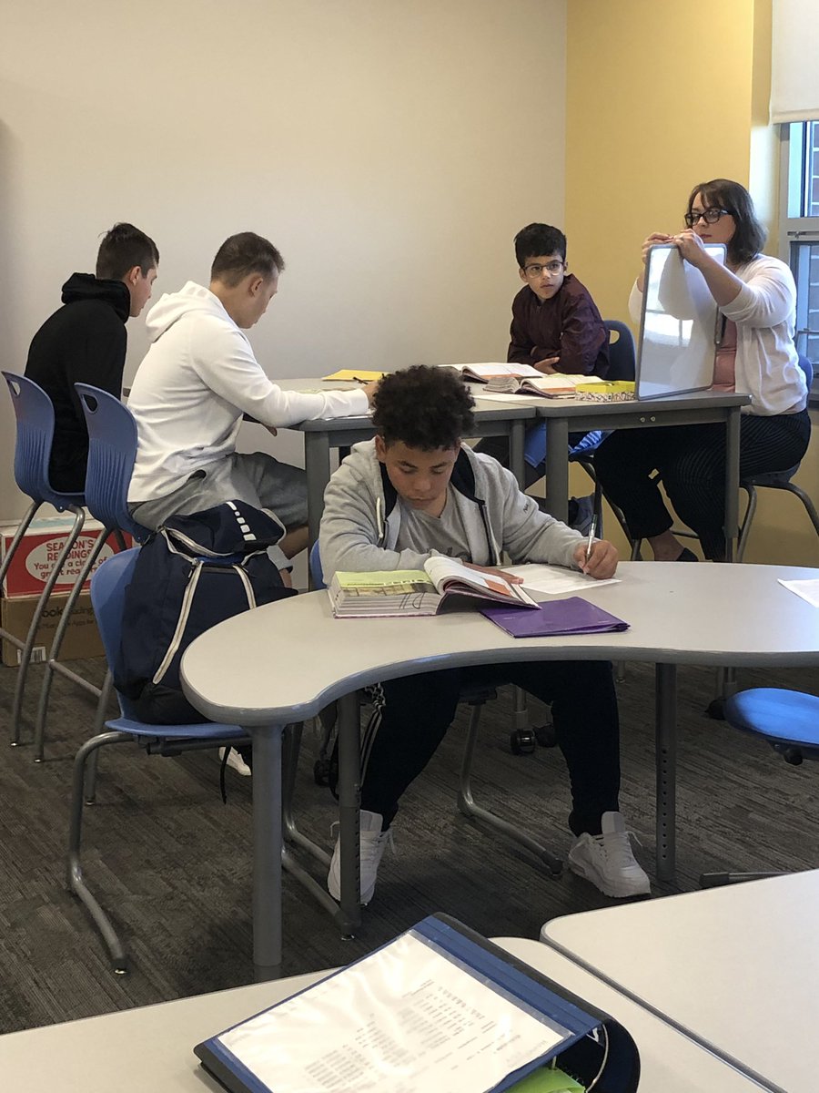 mrs_vokic's tweet photo. English 2 students learning the RACE writing strategy✍🏼These students did some amazing skill work this week! #keepitup #betterskills #betterreaders #betterwriters https://t.co/2N2LrylFpf
