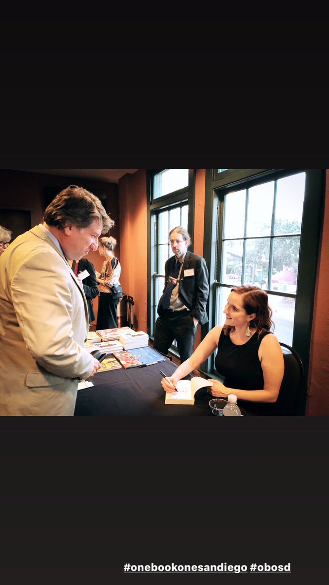 SDCountyLibrary's tweet image. One Book One San Diego launch event with @rebeccamakkai @KPBS @OneBookSD #obosd #onebookonesandiego #sandiego #thegreatbelievers