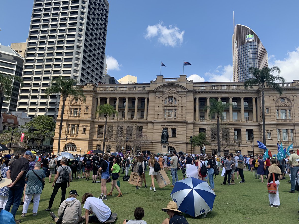 I’m at Queens Gardens in Brisbane ready to #climatestrike 
#FridaysForFuture #standupforwhatyoustandon #NotBusinessAsUsual
#buildagreeneconomy #auspol <a href="/ScottMorrisonMP/">Not ScoMo</a>