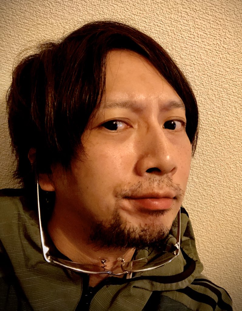 Aya138読了 Pa Twitter 多分 Snapchatのやつですかね 寝起きの貴重なショットありがとうございます 肌荒れするからって髭 を伸ばしてる方結構いますよね でも橋詰さん髭お似合いですよ ᐛ ᒃ 眼鏡痕すらダメージなお肌 髭剃りなんて地獄ですね 今日も1日 Aya138読了 Pa Twitter 多分 Snapchatのやつですかね 寝起きの貴重なショットありがとうございます 肌荒れするからって髭 を伸ばしてる方結構いますよね でも橋詰さん髭お似合いですよ ᐛ ᒃ 眼鏡痕すらダメージなお肌 髭剃りなんて地獄ですね 今日も1日