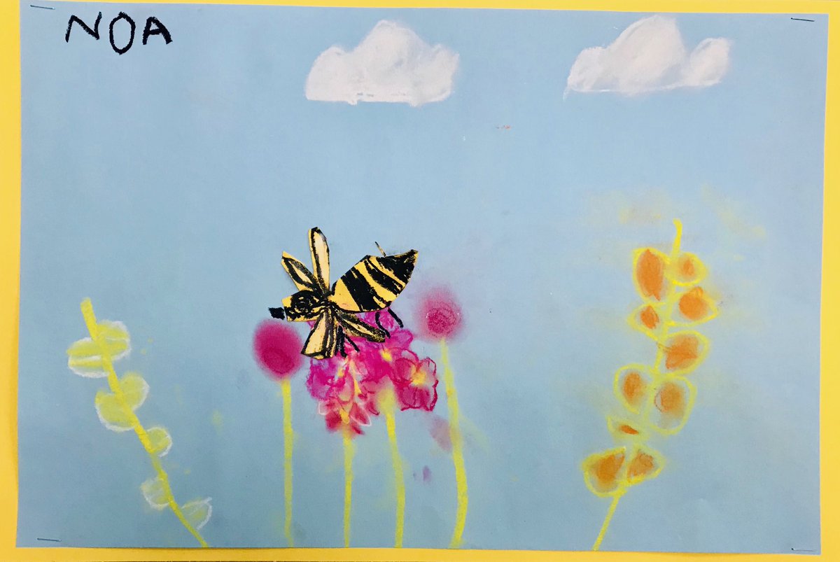 ShiraWaldman's tweet photo. In love with these happy #RoshHashanah honeybees by Gr 1 Ss@The_OJCS #The_OJCSDifference #ChalkPastels https://t.co/LKjqXOjvuV