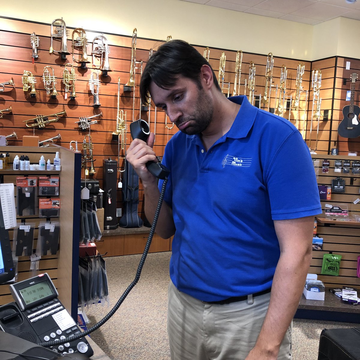TimsMusicSac's tweet photo. Our phones and internet are down! We’re working on getting back up and running ASAP! We can respond to any messages on our social media, or you can email simone@timsbis.com https://t.co/GAj3efQexO