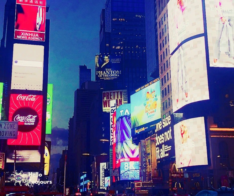 HelloToujours's tweet image. ✨Quando la Broadway incrocia la Fifth Avenue, New York si sintonizza su Times Square, dove tutto è palcoscenico.📷

E' possibile che New York sia l'unico posto al mondo in cui valga la pena soffrire d'insonnia.🌎

#viaggiare #travelphotography #NewYork #traveling #Viaggi