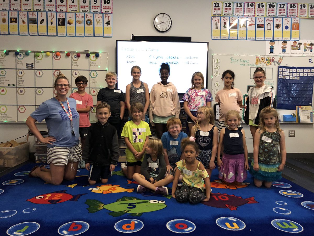 Miss Nick’s Narwhals! We had our first day of Bulldog Packs and it was awesome to get to know so many new faces! #BuildingRelationships @emilylaurenream @Bulldogs512 @BriarwoodElem