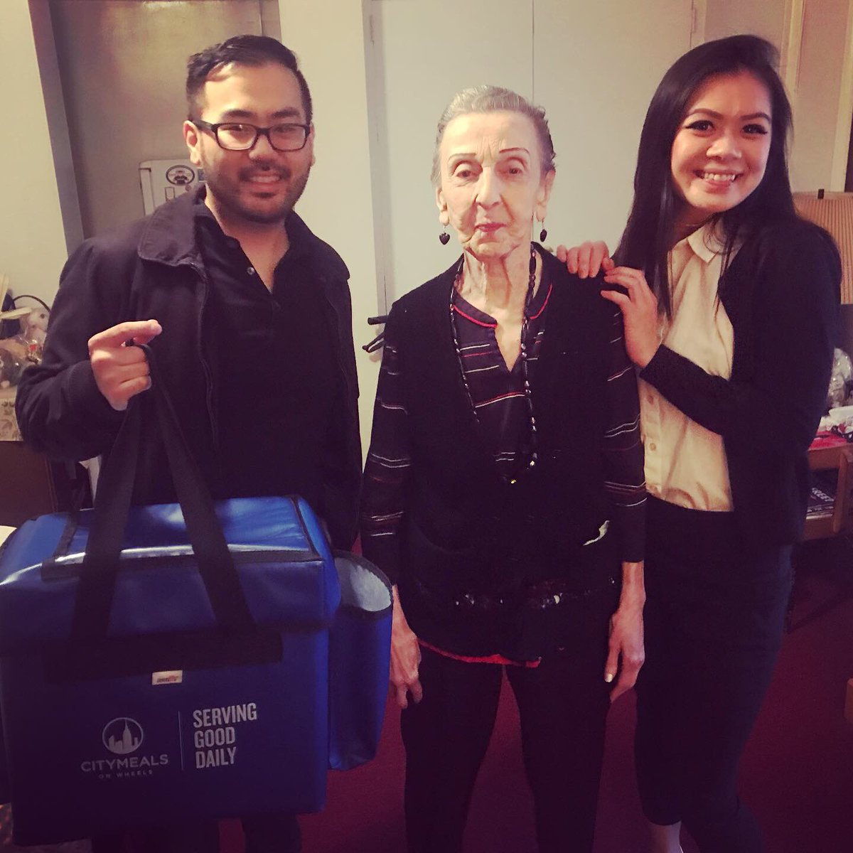 ortzinyc's tweet photo. Thank you to @Citymeals  for allowing us to participate in this year’s #ChefsDeliver! We had the opportunity of hand-delivering 5 meals to our now-friends and we couldn’t have asked for a better way to start our morning. 🙂 #ortzinyc #mealsonwheels https://t.co/4lmG99WaEF