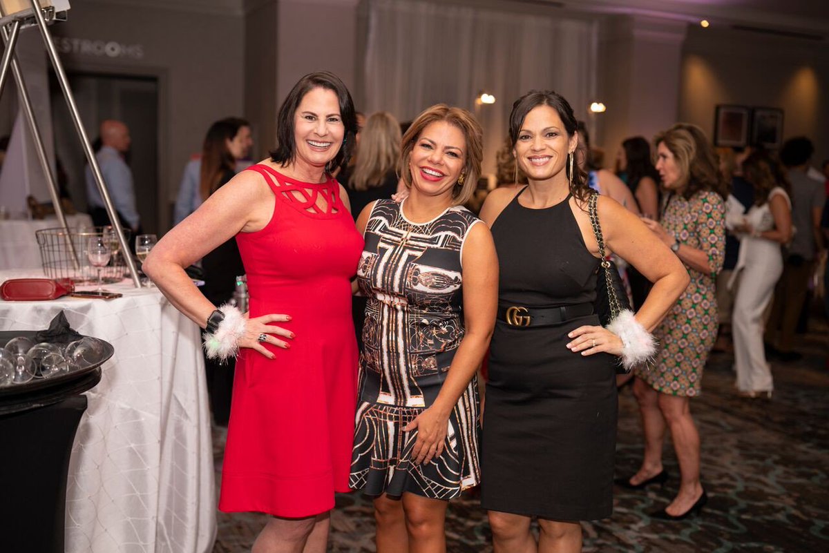 NorthsideHosp's tweet photo. This year's Wine Women &amp; Shoes event was a record-setting hit! The group raised over $225,000 for the Leukemia and Women's Cancer Programs at Northside. 👠 Thank you to all our supporters, especially the 365 that were in attendance. https://t.co/kwSQXvKOlw