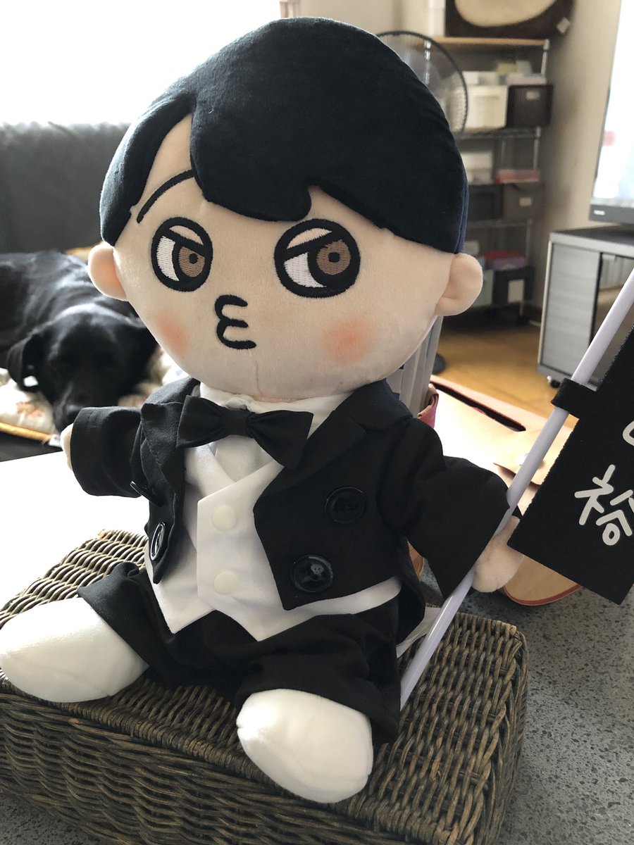 とっしー على تويتر 娘からのリクエスト 関ジャニ 横山ボーイ用 Dye D 衣装完成 袖と裾が長かったので お直ししたいと思います 燕尾服 ベスト パンツ ワイシャツ 蝶ネクタイ 全て Cotoro Net 無料型紙工房ことろ様からお借りしています ダッフィー