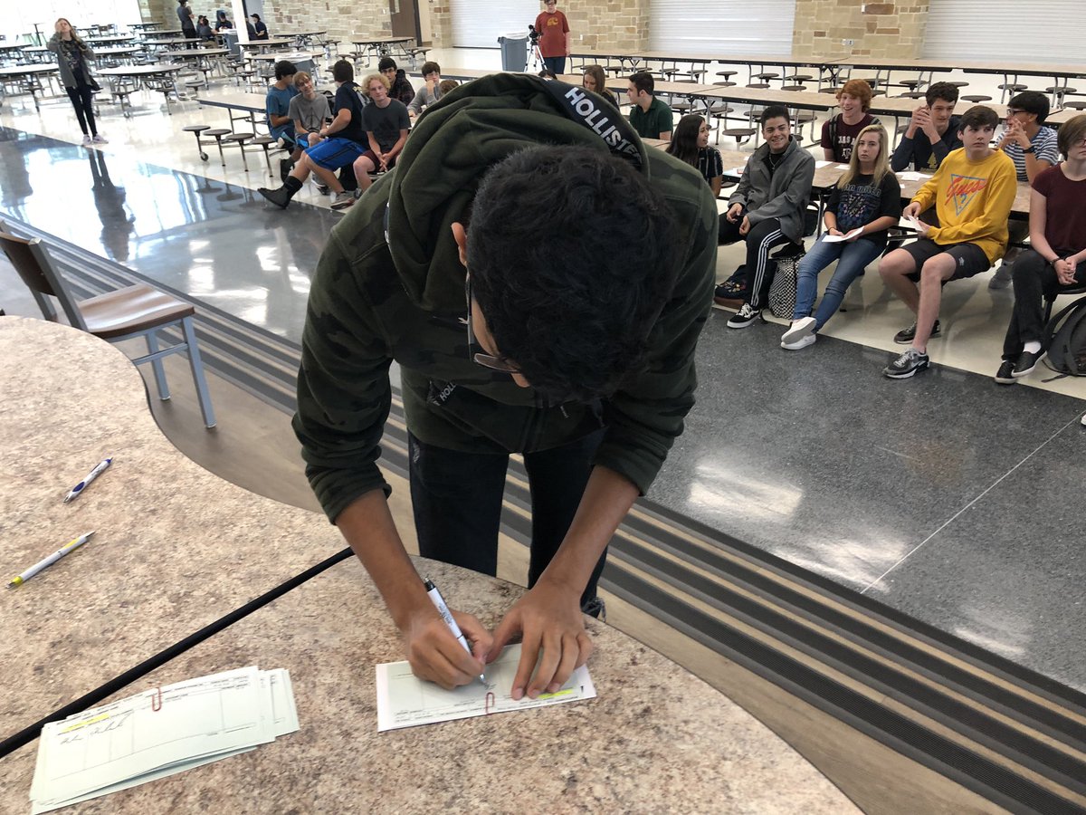 Miller_MHS's tweet photo. Tuesday was a great day for our AP students! It pays to take AP!! Congratulations to all our students who received reimbursements!!! Love our kids!!! @PhilTweaton @StoweFoSho @Tommaney_LCHS @FlemingInTheDen @LakeCreekHS  #BestYearEver #LakeCreekLions https://t.co/MWOlpxqpBR