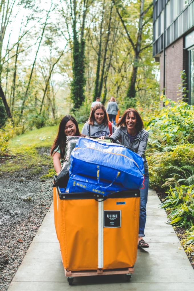 move in day, move-in, residence hall