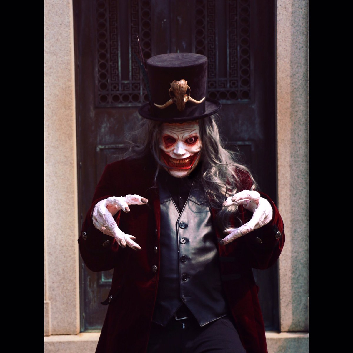 AltonDouglas4's tweet photo. My costume entry for @VoodooNola presenting the “Nightmare King” #VoodooFest #costumecontest #nola #horror #scary https://t.co/94fRI3X9hS