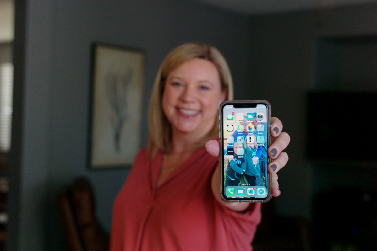 ConsumerBobNBC's tweet photo. Some Verizon customers aren't smiling when they can't connect their phone due to a Mexican carrier's conflicting signal.  Is it happening to you? Watch #NBC7 Responds at 4:30pm.
#Verizon #AtlanRedes #sandiego #Borderproblems #wireless #LeicaM9 https://t.co/lrzqNKFIpx