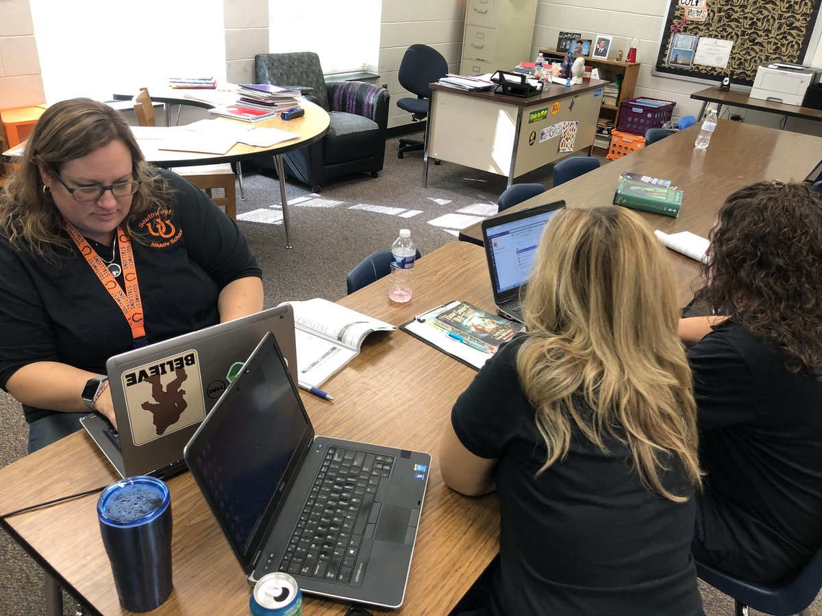 SachelleD's tweet image. Proud of my 6th grade @southwestcolts team!! Check out  @JenHardy38 helping @DEBORAHSINCLAR and @HeatherMustach assign a #MicrosoftForm quiz through @MicrosoftTeams assignments! #prouddlt #onslowdlt #teamsmania