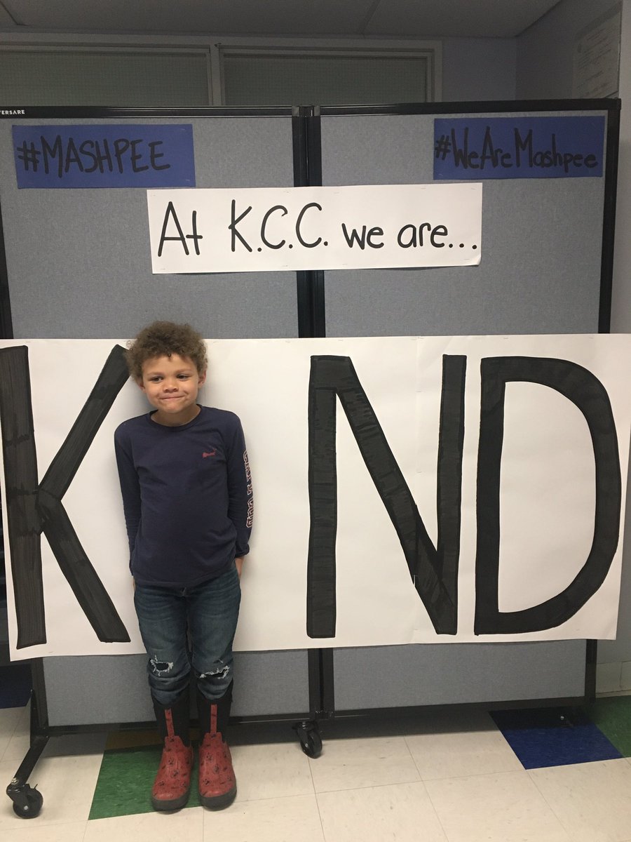 KimPalmerART's tweet photo. We are Kind at KCC!  #wearashpee #mashpee #openhouse https://t.co/vQQlTZZ7uv