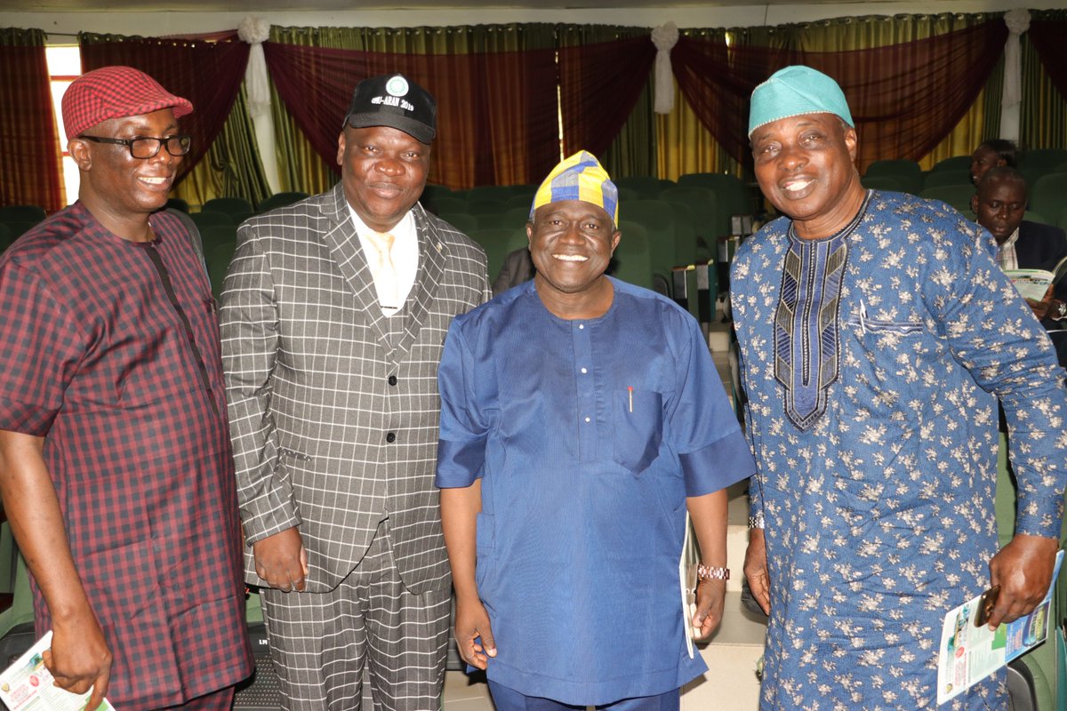 LandmarkUnivers's tweet photo. https://t.co/hJrFsKiSU0
#OmuAran2019
#conference
#NIAE
#DavidOyedepo
#MichaelNgadi
#Mechanization
#foodsecurity
@engineers_feed
@FoodAgLiteracy
@AgriGoI
@luaapathfinders https://t.co/4EhhSXfO9S