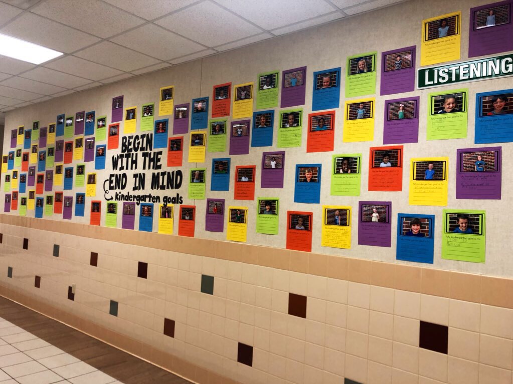 ToriDennie's tweet photo. Slightly obsessed with our Begin With the End in Mind wall! Each kinder student set a goal to accomplish by the end of the year! @jacktylerisd @Mrs_MorganDavis @JordynConner2 @missmfuller @JenniferLees1 #leaderinme #leadlikeapatriot https://t.co/ykc1mZQtLi