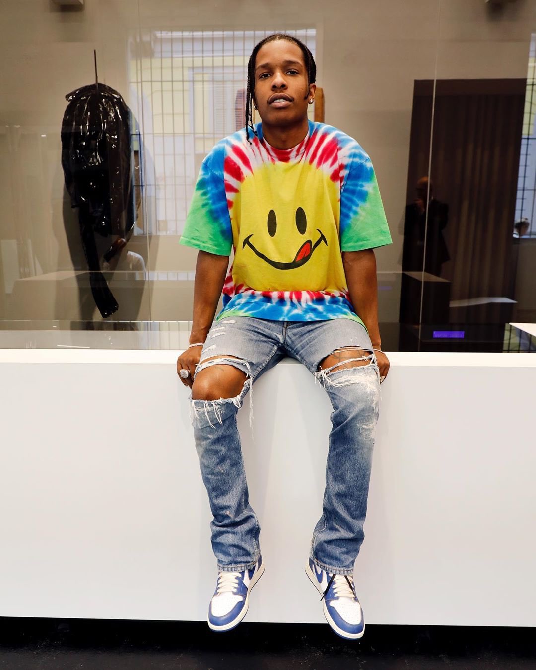 Complex Sneakers on X Flacko in Milan wearing Union x Air Jordan 1s. https t p4PYI2Axz4 https t G7gNTAjqBV X
