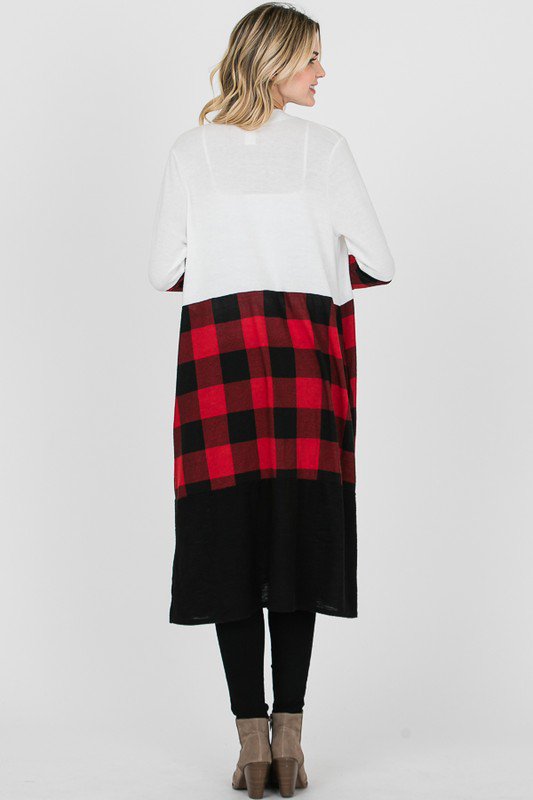sydneyaintern's tweet photo. Plaid...appropriate for all shapes, sizes and ages! #duster #plaid #plaidforeveryone #falllayers #outerwear #fashiondesign https://t.co/tKOLJJ8tc8