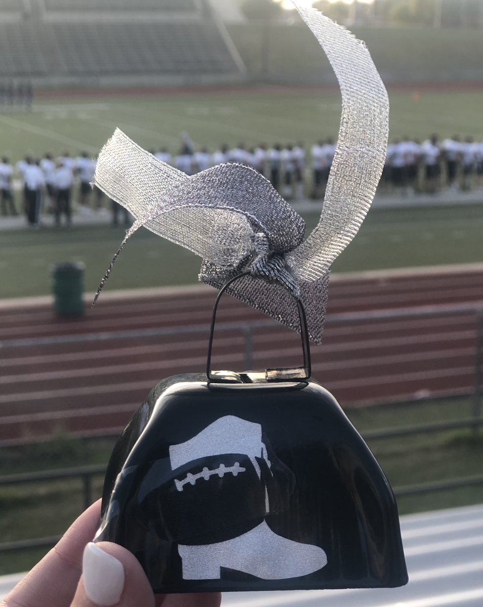 GourleyCarla's tweet image. It’s #ThursdayNightLights!  And Jordyn got Dancer of the Week! #proudauntmoment #FriarsUnite #BLwins #MySisterRocks