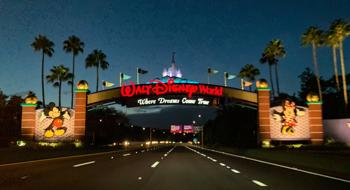 LIKE or RT If you wish you were driving under! 😍👍