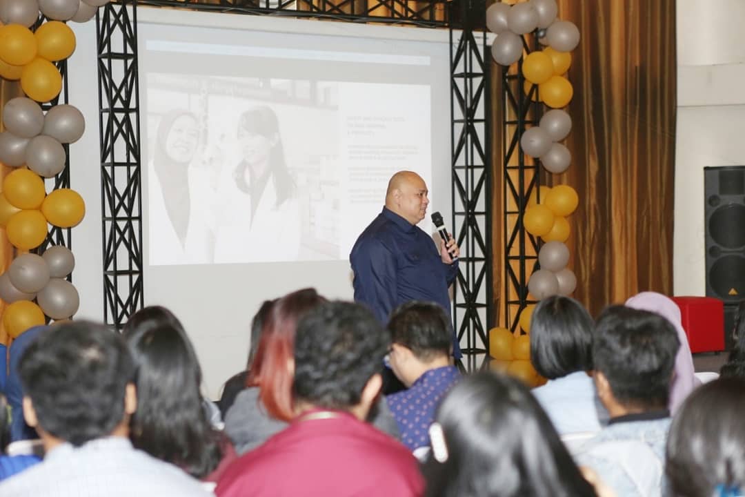 Gerakan yang diinisiasi oleh Martha Tilaar Group ini sudah dikampanyekan sejak beberapa tahun lalu di kampus-kampus mengajak generasi muda untuk kreatif melakukan aksi nyata yang berdampak positif bagi Indonesia

#mtggenerasiberkreasi
#BeautifyingIndonesia
#MarthaTilaarGroup