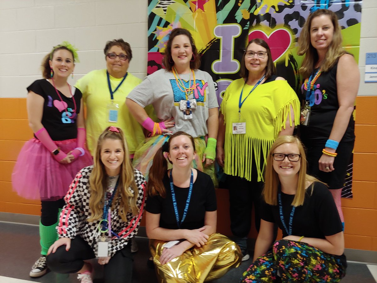 micah_fager's tweet photo. Rocking out @RFe_RCS ! This one is for the books! We had a great #rockyourschool day! https://t.co/kZVKr6iOjw