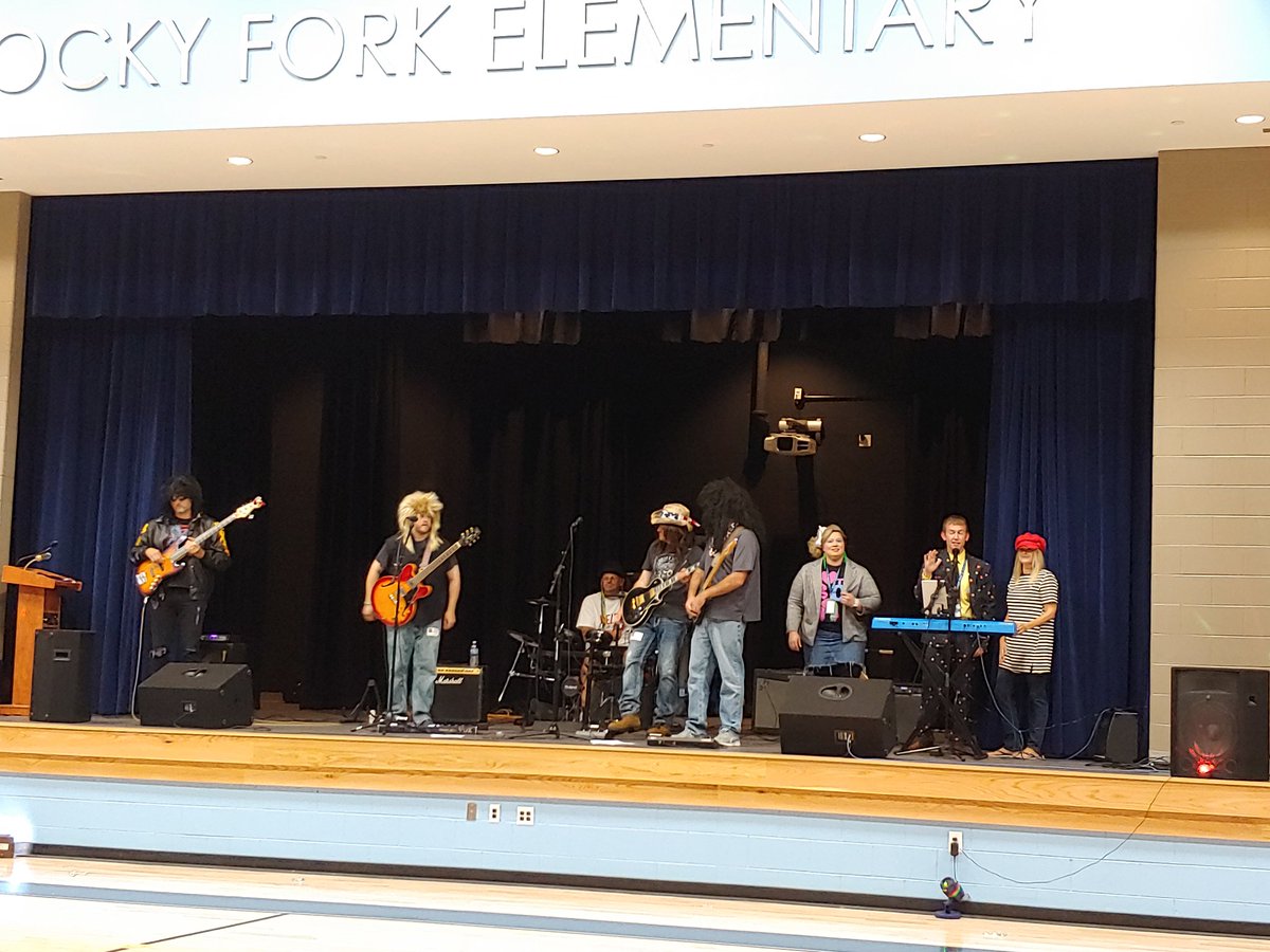 micah_fager's tweet photo. Rocking out @RFe_RCS ! This one is for the books! We had a great #rockyourschool day! https://t.co/kZVKr6iOjw